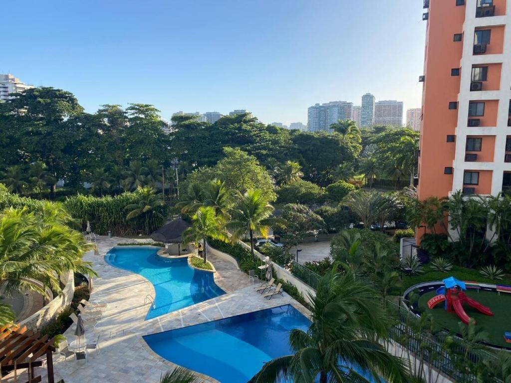 Appartamento Flat Espacoso Com Piscina Barra Rio de Janeiro